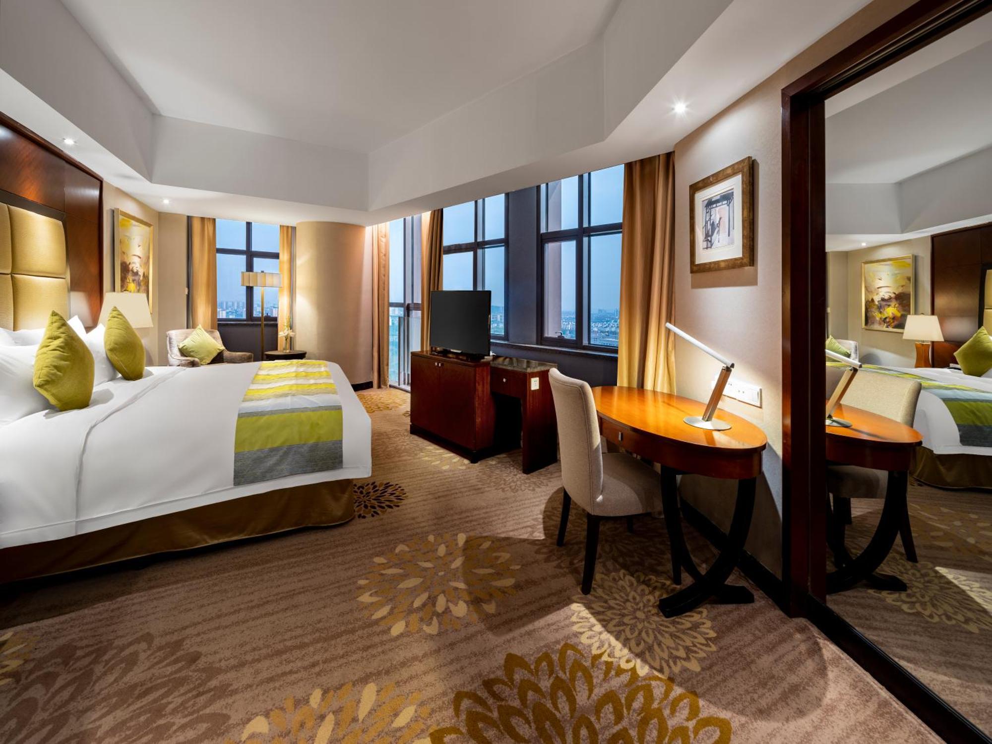 Songjiang New Century Grand Hotel Shanghai Exterior foto